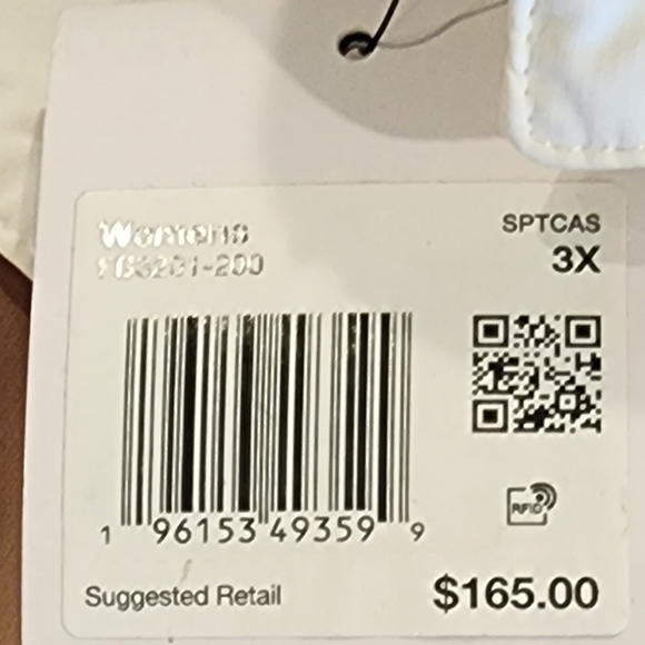 Nike Sportswear Essential Insulated Jacket - Picture 8 of 8